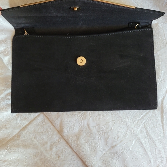 NEW LOOK SUEDE CLUTCH - Picture 3 of 12